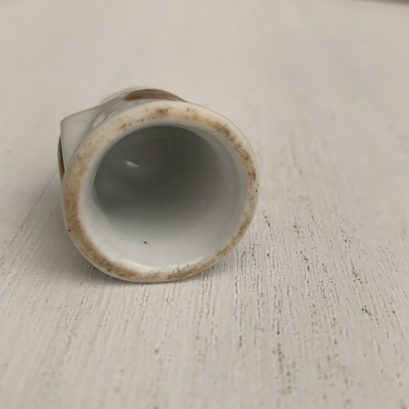 Rhode Island porcelain thimble - Picture 4 of 4